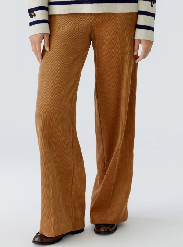 Pantalons pour femme - Pantalon Corduroy - OUI