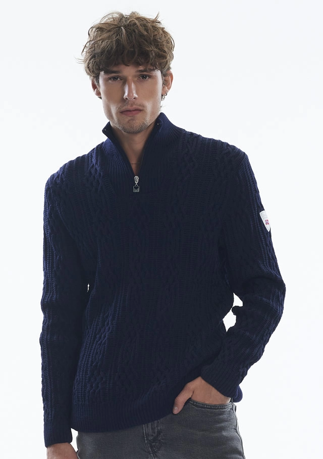 Sweaters for men - Hoven - Dale of Norway