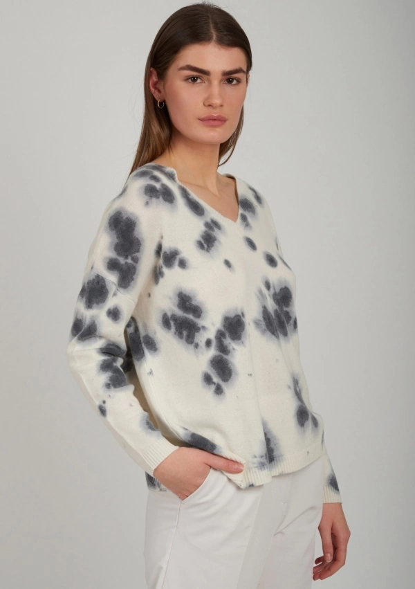 Sweaters for women - Printed V Neck - Estheme Cachemire